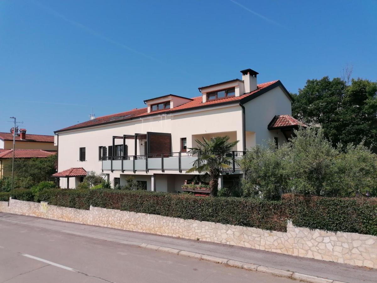 Apartment Jasna Porec Luaran gambar